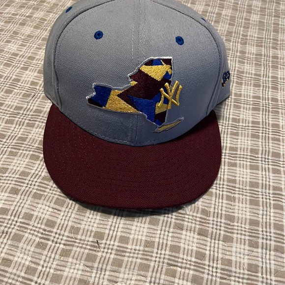NewEra Yankees Fitted - Picture 1 of 3